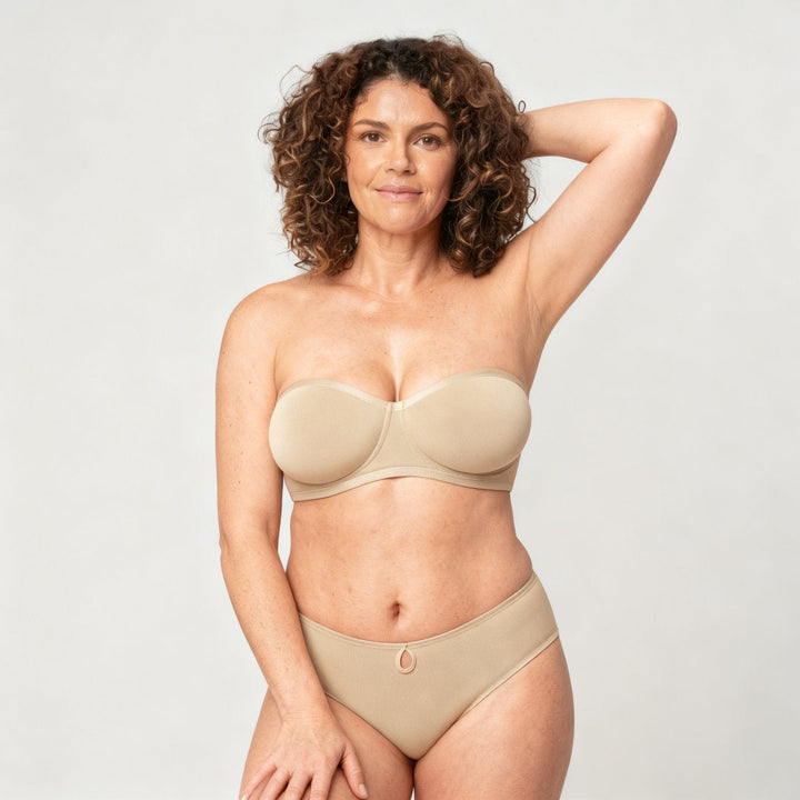 StayForm™ Convertible Minimizer Bra